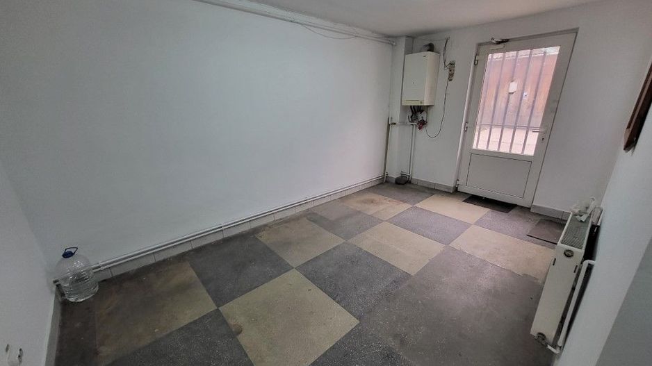 P 4080-1 Spatiu comercial cu 5 incaperi în Târgu Mureș, zona Depozitelor - Poză 3