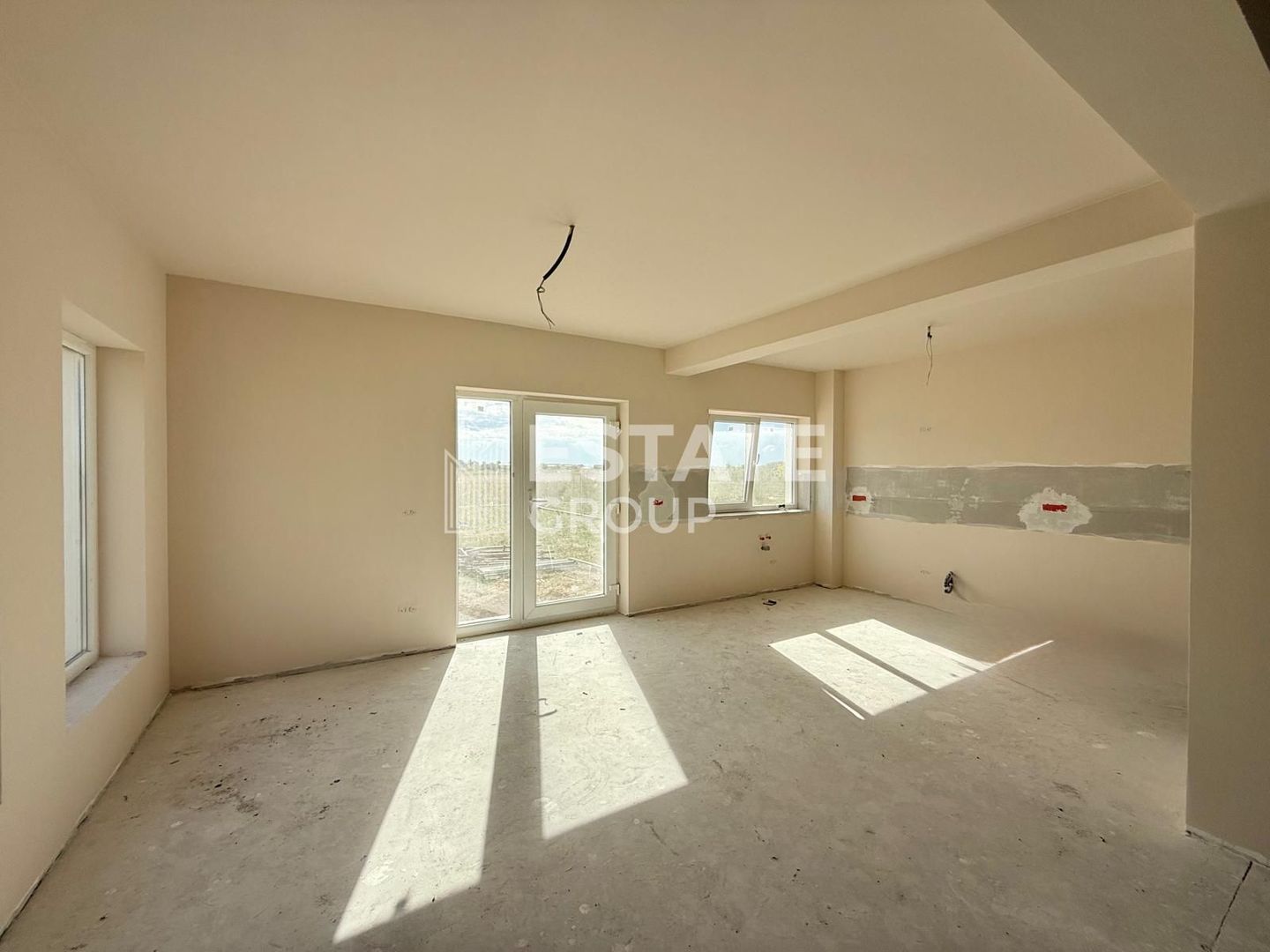 Duplex unit prin carport in Mosnita  Noua - Poză 3