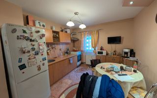 3 camere | etaj 2 | 2 bai | centrala proprie | zona excelenta - Poză 7