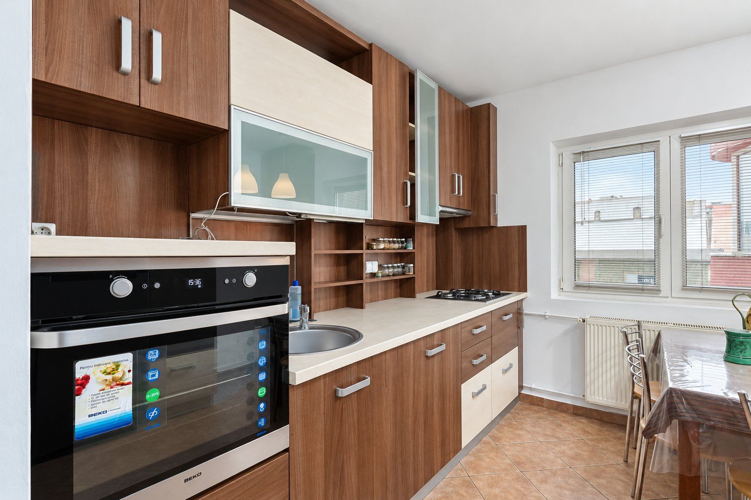 Mall Vitan - Apartament 3 Camere cu Parcare - Poză 2