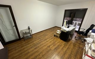 Cladire pretabila spațiu birouri/ clinica - Poză 11