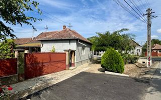 Casa cu 4 camere si livada la 25 km de Oradea - Poză 1