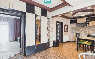 Casă la curte, 65 mp utili, 2 camere, curte mare - Poză 18