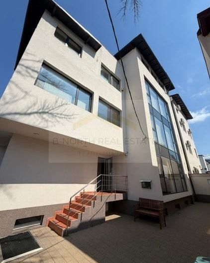 Clădire multifuncțională D+P+2+M, 800 mp, acces dublu și compartimentare flexibi - Poză 1