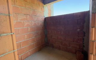 Duplex la rosu zona linistita - Dumbravita - Poză 3