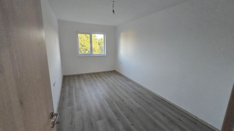 Sanandrei, Drum Asfaltat, Teren Generos, Buc Separata, 3 Dor, 2 Bai, dressing - Poză 14