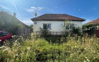 Casă bătrânească in Mierlău | Teren 2.000 mp | 20 min de Oradea - Poză 1