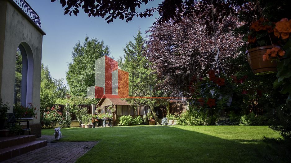 Vila spatioasa cu teren mare Jollie Ville - Poză 6