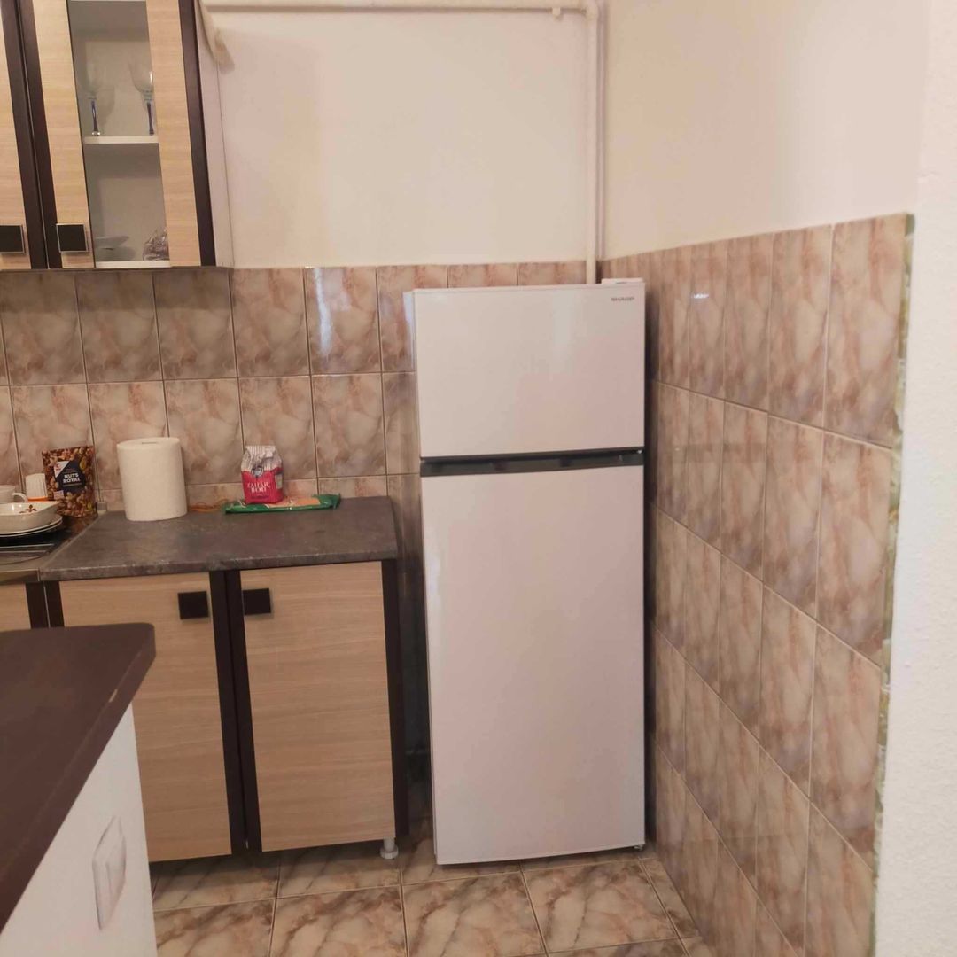 Apartament cu 3 camere de inchiriat in Centru - Poză 6