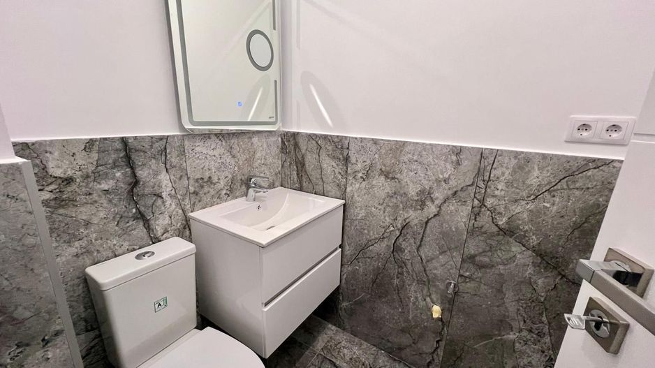 Apartament 3 camere, 2 bai si curte  in Selimbar - Poză 6