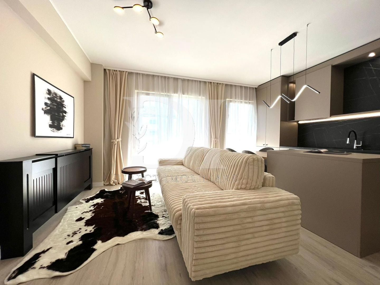 Apartament ultramodern / etaj intermediar / Zona Eroilor - Poză 1