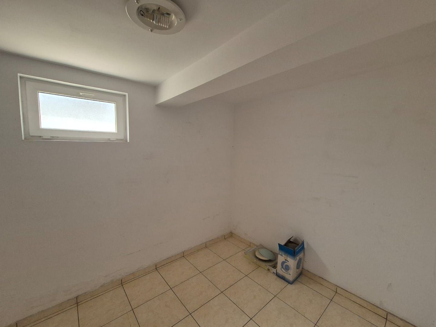 Inchiriere vila 5 dormitoare S + P + 1E + M zona Erou Iancu Nicolae - Poză 33