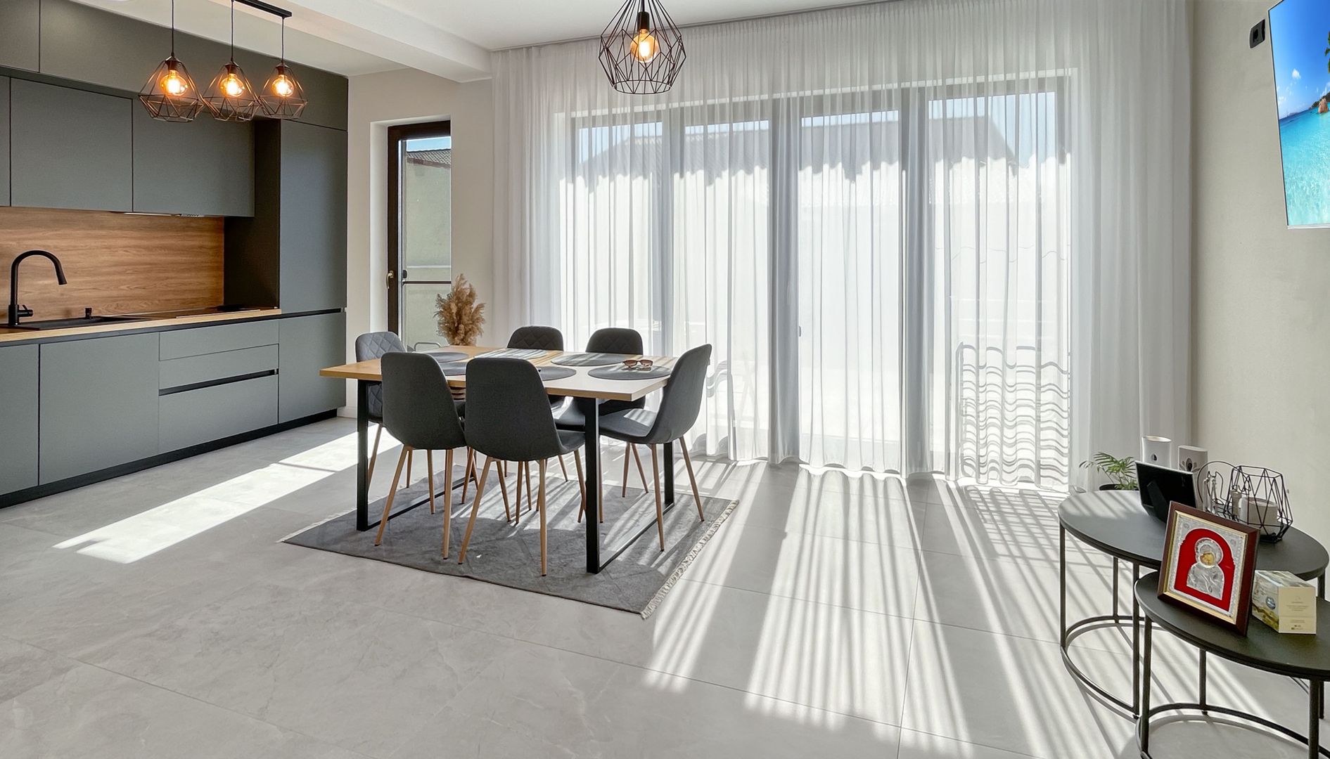 Zona Linistita, comision 0% - Poză 1