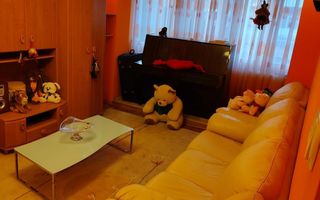 BRASADAS vinde ap 2 cam la etajul 2/4 in Micro 16. - Poză 7