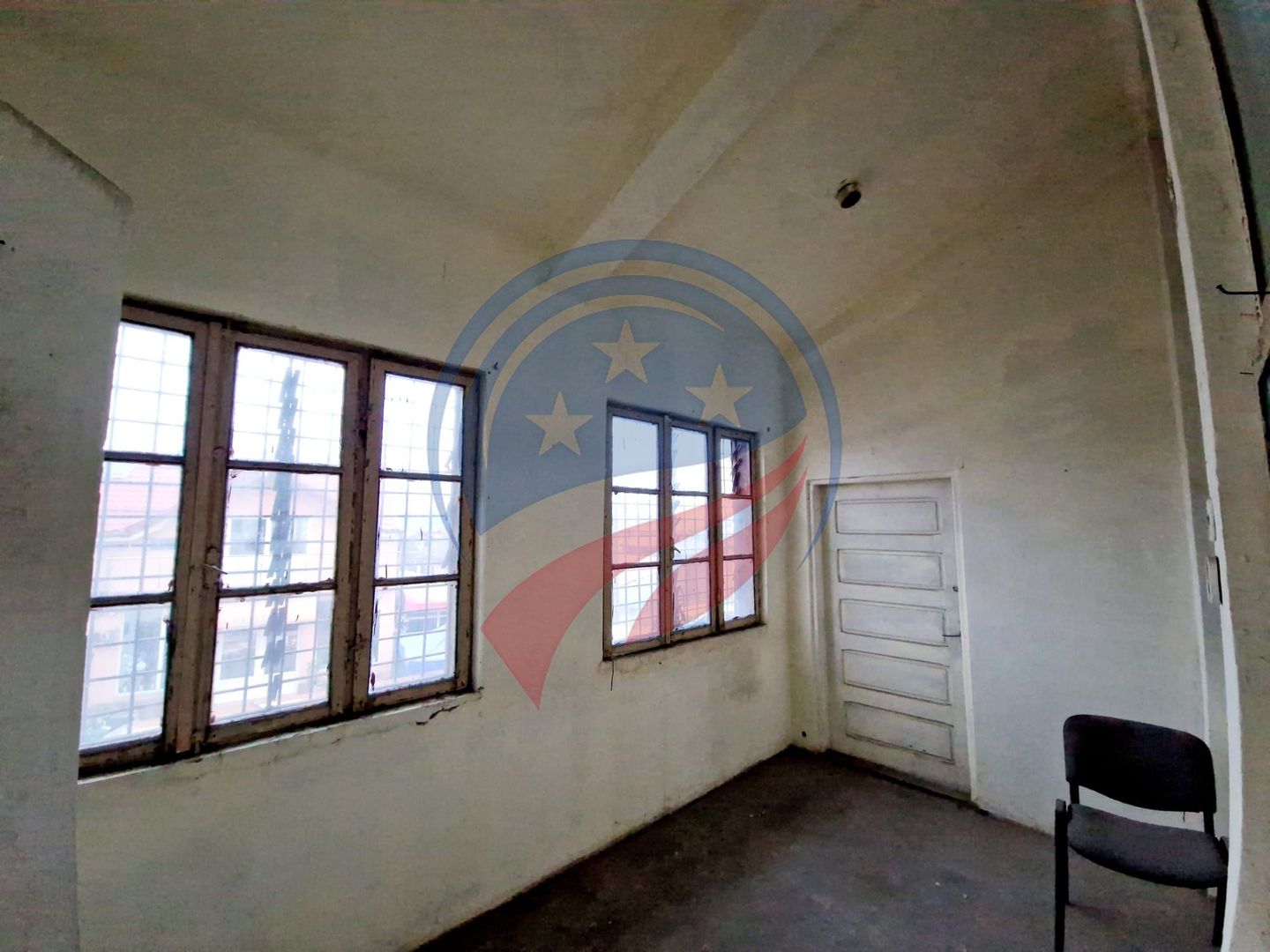 SPATIU  COMERCIAL   PIATA FILIASI  354 mp - parter+etaj - Poză 6