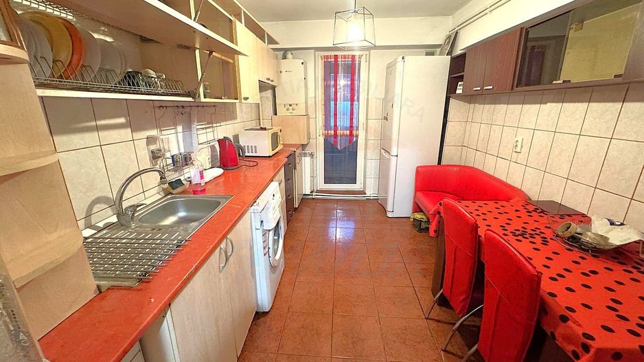 97.000 Euro, 4 camere decomandate, etaj 8 din 11, Micro 18 - Poză 4