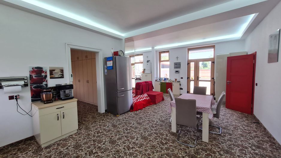 Vila individuala în zona de top - Poză 3