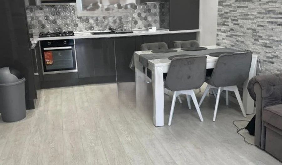 Inchirere vila deosebita si moderna in Vatra Luminoasa - Poză 3