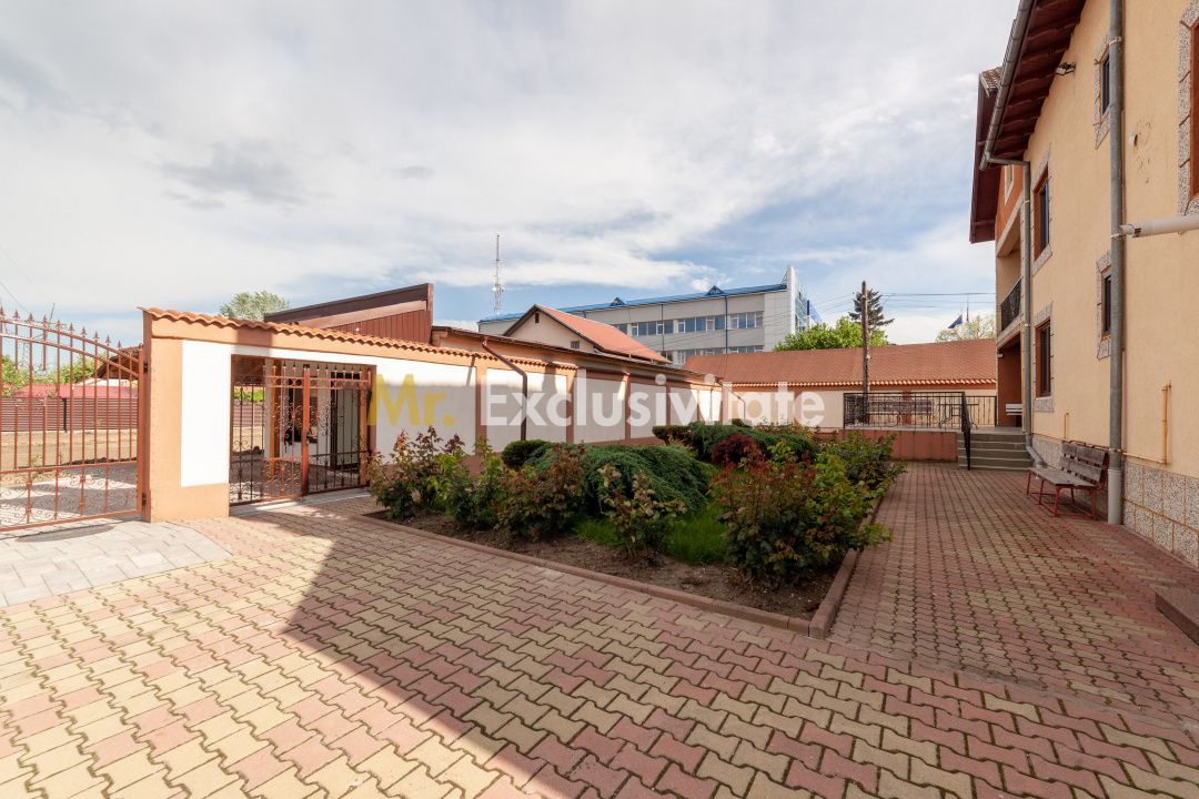 Casă spațioasă cu 8 camere - Pitești - 0% Comision - Poză 2