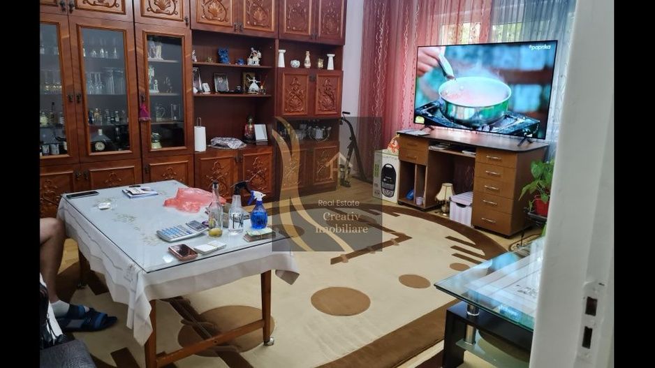 De vanzare imobil 3camere - Poză 1