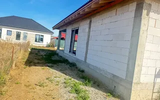 🏡 CASĂ DE VÂNZARE - Poză 14