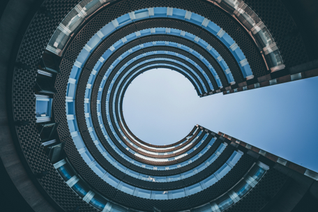 
    1️⃣ Identificarea Oportunităților de Investiție
  