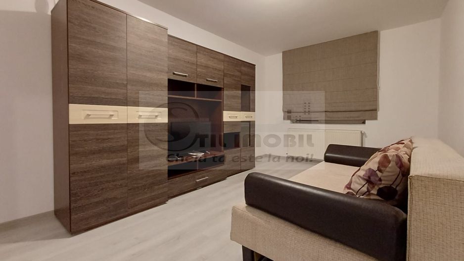 Apartament 3 camere Decomndat RENOVAT–  vis-a-vis de Palas Mall - Poză 5