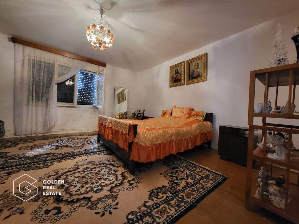 Casa cu teren 3300 mp, comuna Zabrani - Poză 5