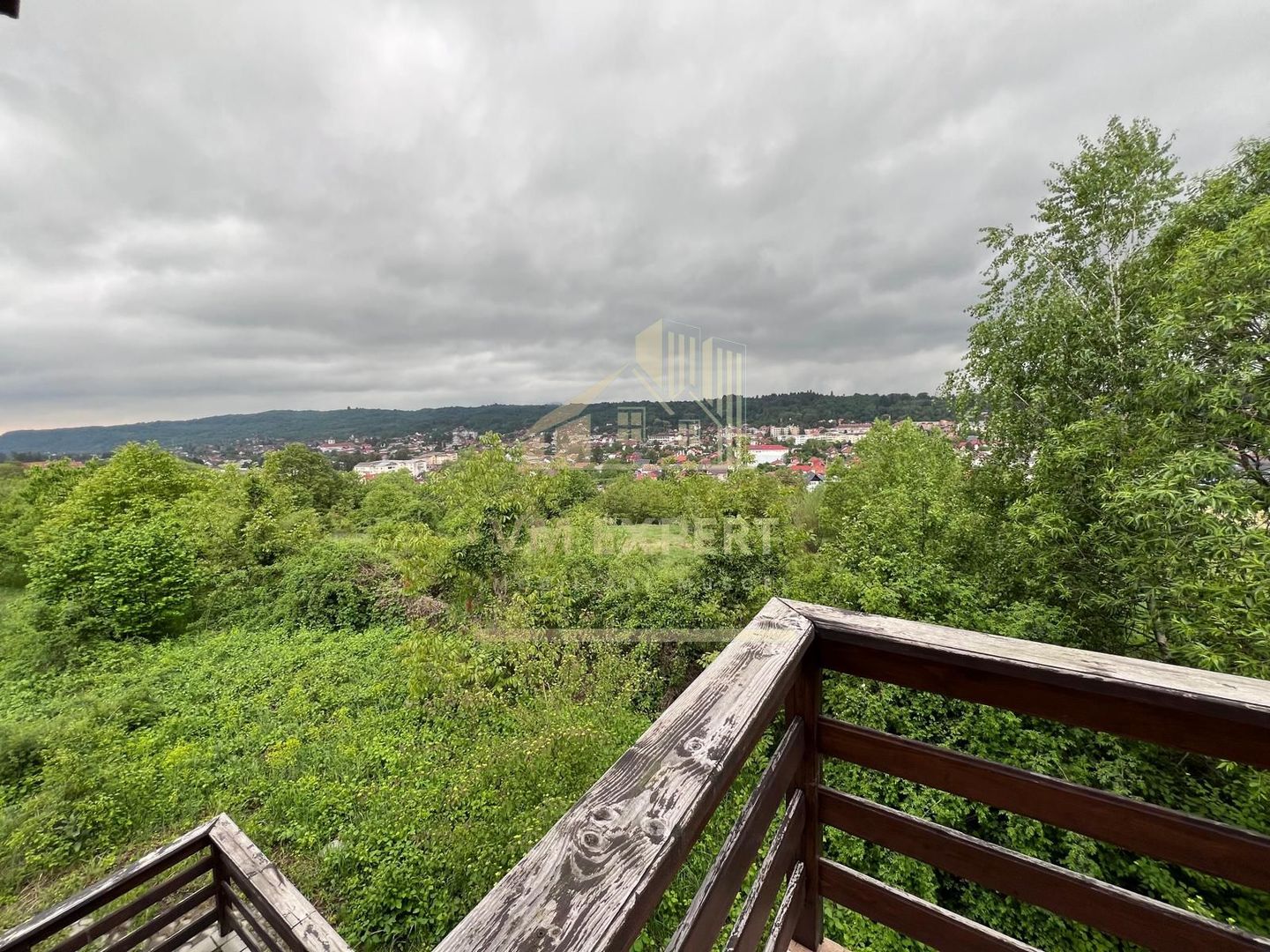 VILA 6 CAMERE 270 MP TEREN 1044 MP CÂMPULUNG, 0 COMISION CUMPARATOR - Poză 27