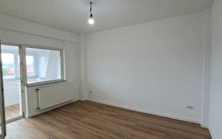 Apartament complet renovat cu scara interioara - Poză 13
