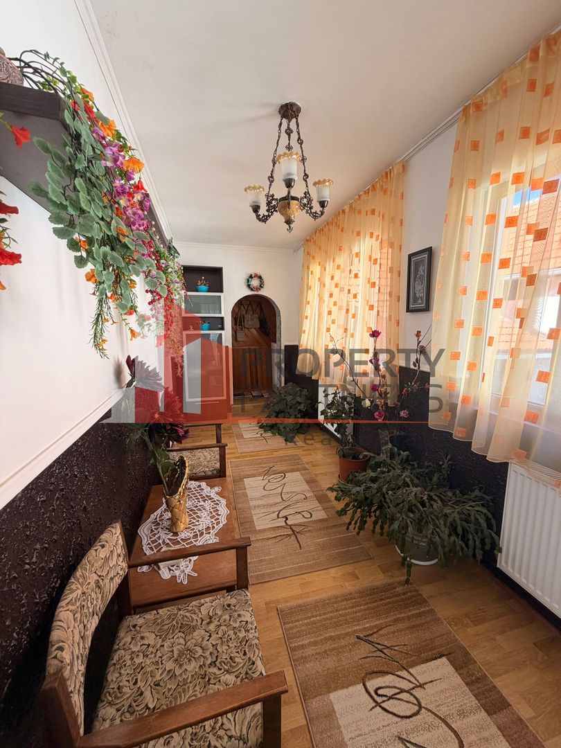 Casă tradițională cu 1800 mp teren  în Sohodol, Bran | Priveliște superba - Poză 17