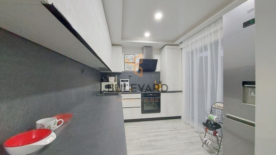 Penthouse cu terasa de 72 mp, zona strazii Eroilor! - Poză 4