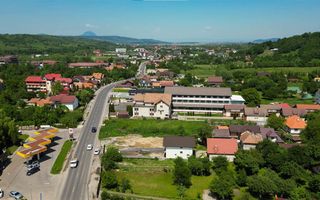 Teren intravilan,cu utilitati, front stradal apreciabil - Poză 5