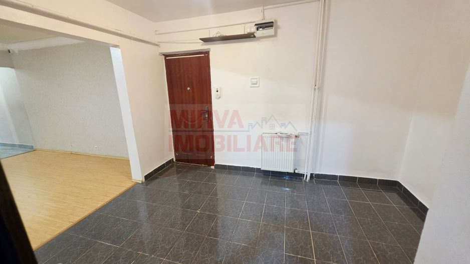 Apartament 2 camere de vanzare | Marasesti | an 1991 | Parter - Poză 8