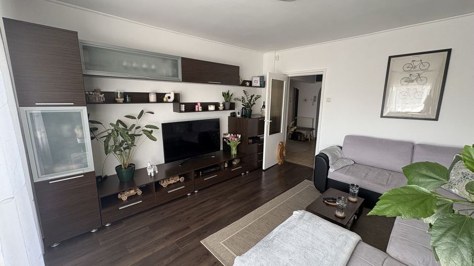 Apartament 4 camere - Poză 1