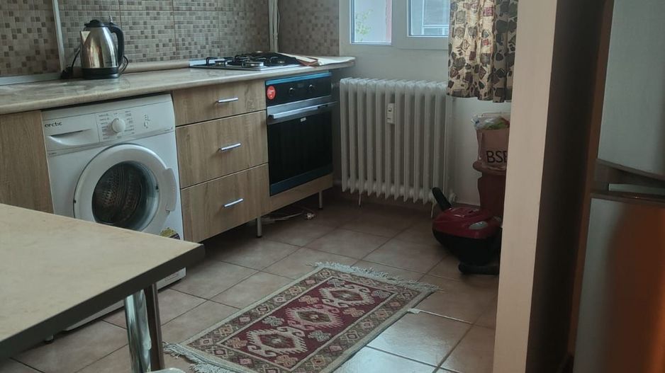 Apartament spatios Drumul Taberei metrou - Poză 1