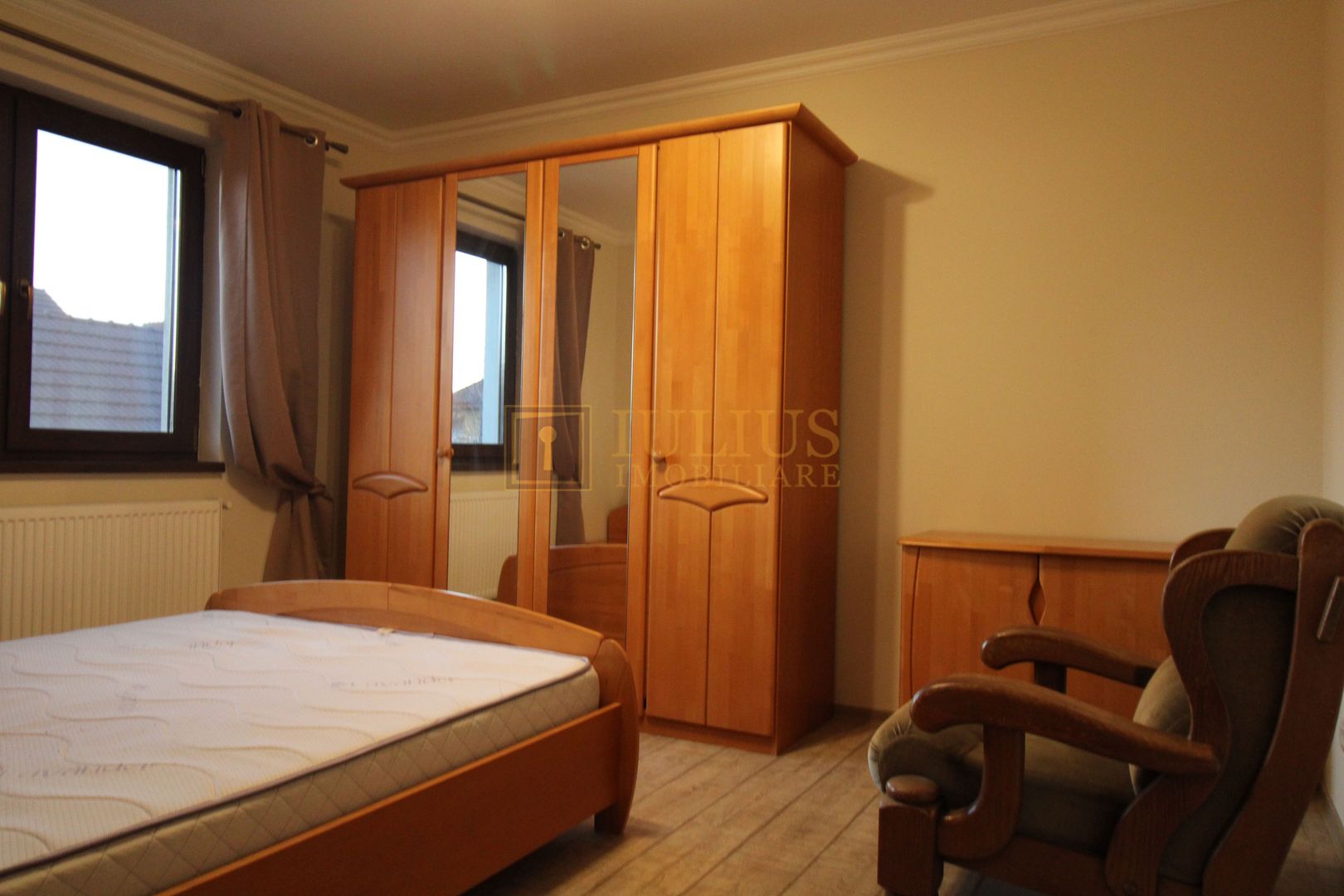 3 camere, zona foarte linistita + 2 locuri de parcare- Giroc - Poză 5