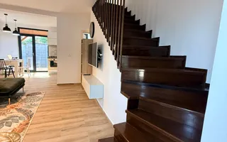 Dumbravita| casa pe două niveluri| 3 camere-2 dormitoare| 2 bai| parcare - Poză 11