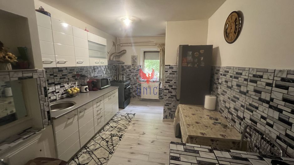 Apartament 3 camere George Enescu Str.Fagaras - Poză 3