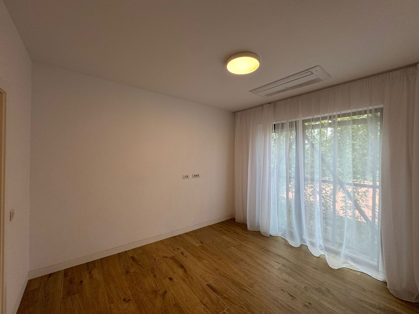 Apartament 3 camere | Parcare subterana | Viitorului 134 Central Distr - Poză 14