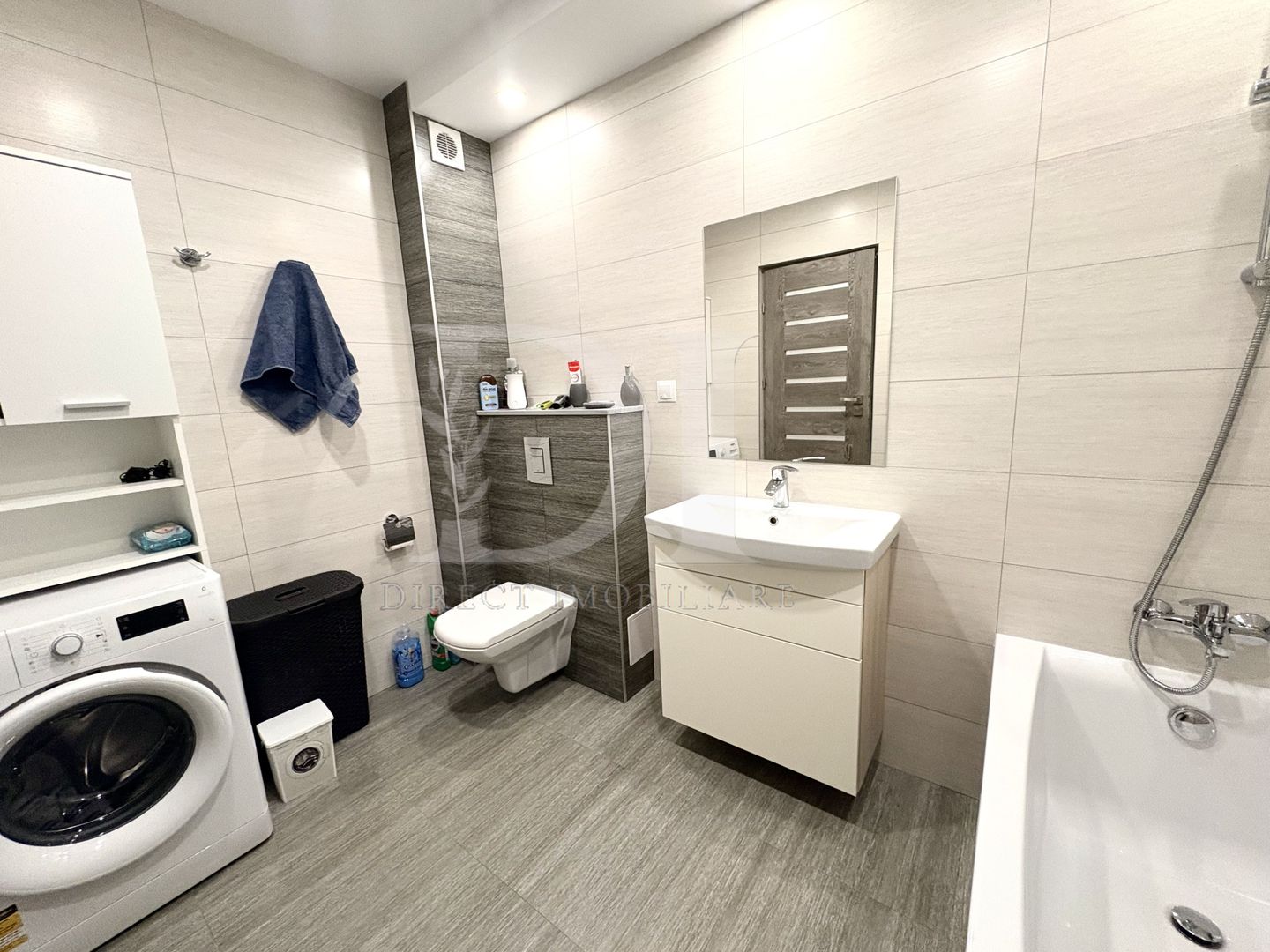 Apartament cu 2 camere-Zona Eroilor Floresti - Poză 8