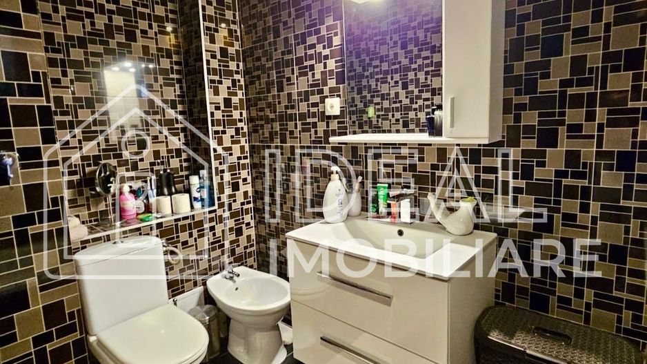 Apartament cu 3 camere Mobilat Utilat si 147 mp de gradina - Poză 12