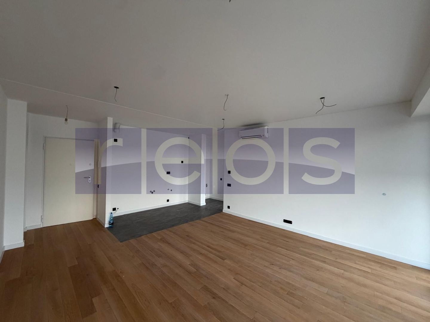 VANZARE CESIUNE APARTAMENT 2 CAMERE | ONE DISTRICT | 49MP-TERASA 11MP - Poză 7