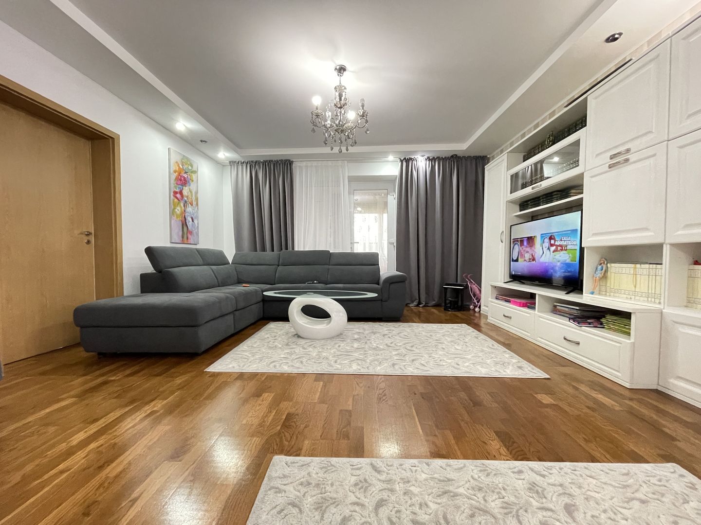 Casa de vanzare in zona Lipovei - Poză 1