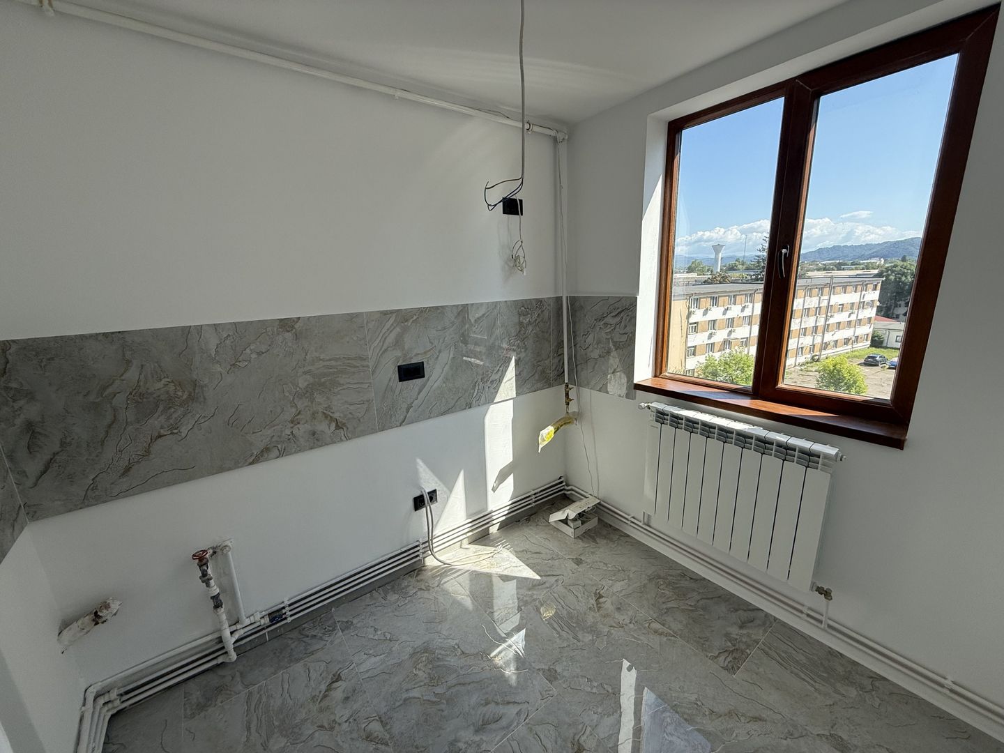 Apartament 3 camere renovat ca la carte zona OMV Campina - Poză 10