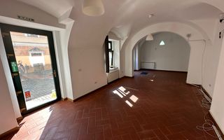 Spatiu de birouri - Unirii - 64 mp cu acces direct din str - Poză 3