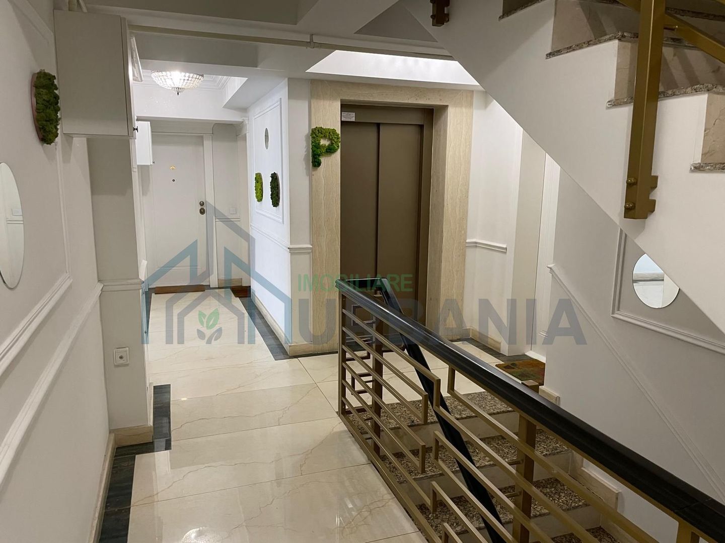 Apartament de lux de închiriat în Royal Town, Cârlig - Poză 2