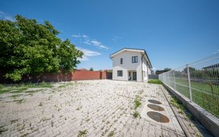 Casă triplex de vânzare | Șelimbăr | 4 camere | 115 mp - Poză 1