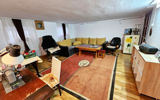 Casa spatioasa, 755 mp teren, Cetate, pretabila pentru birouri - Poză 16