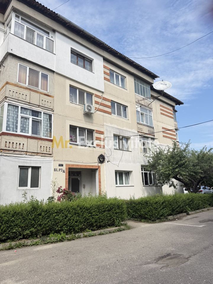 Apartament 3 camere decomandat + mansarda Curtea de Arges - Ivancea - Poză 14